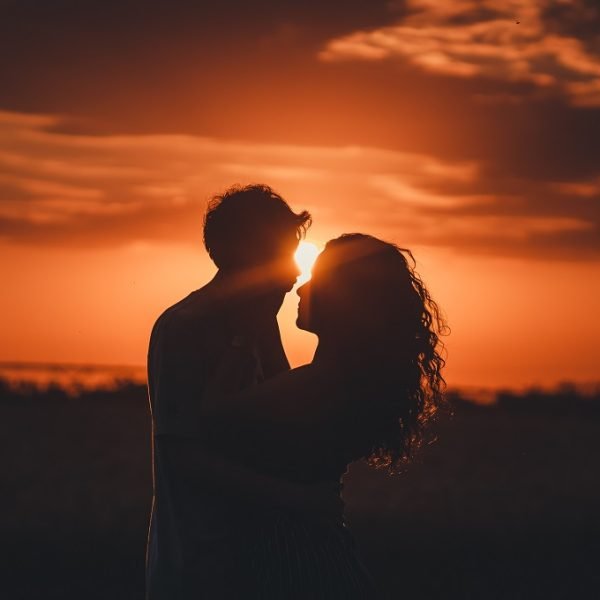 What your longest relationship learns about you. | MatchScams