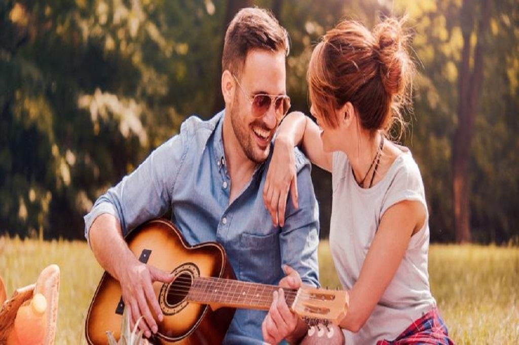 is amolatina a real dating site